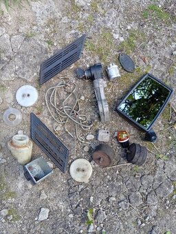 Prodám na Škoda 120 nové a použité náhradní díly. - 5