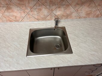 ZDARMA ZA ODVOZ KUCHYNĚ, DVĚRE, NÁBYTEK, SPOTŘEBIČE, SKŘÍNĚ - 5