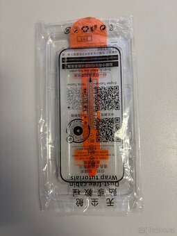 Prodám nové kryty a ochranná skla na iPhone 16 - 5