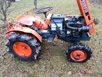 Kubota B 7000 -4 x 4 - 5