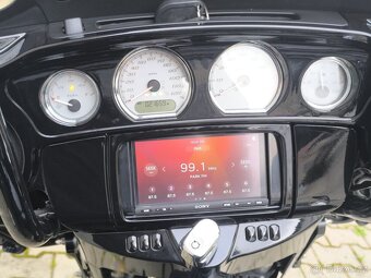 Harley Davidson Street Glide - 5