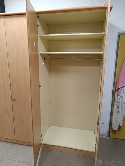Šatní skříň - 5