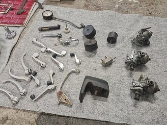 Staré náhradní díly - 5