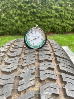 Pneu 235/75/15 - 5