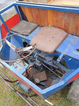 Prodám traktor domácí výroby 4×4 motor Trabant - 5