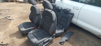 Sedacky interier audi A4 B8 8k sedan - 5