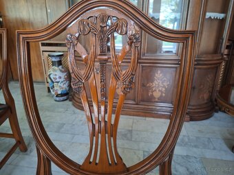 KVALITNÍ DŘEVĚNÝ ROZKLÁDACÍ STŮL + 4 ŽIDLE VELMI DRAHÝ MODEL - 5