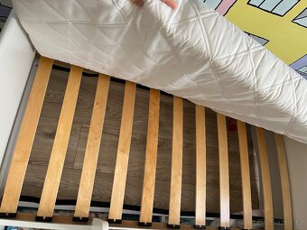 Bila postel 140x70cm s uloznym prostorem - 5