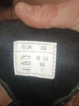 Kolečkové brusle s příslušenstvím - 5