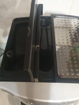 Kávovar DeLonghi Magnifica - 5