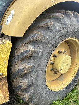 Traktorbagr Komatsu WB 93 R - 5
