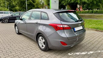 Hyundai i30 kombi 1.6i 88kW 2015 - 5