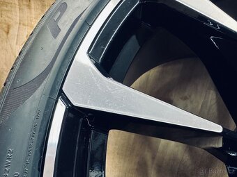 TOP letní kola Lamborghini Urus R23 originál - 5