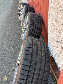 Kola BMW se zánovními pneu 275/40 R20 - 5