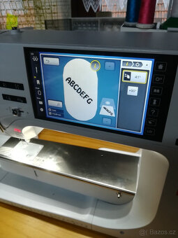Vyšívací stroj Bernina 700 včetně vyšívacího modulu - 5