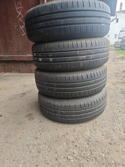 Prodám sadu disků 5,5Jx14H2 ET47,5 + letní pneu 175/65/R14 - 5