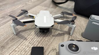 DJI MINI 2 FLY MORE COMBO - 5