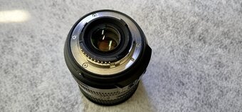 Nikon AF-S NIKKOR 18-200mm f/3.5-5.6 G ED VR DX - 5