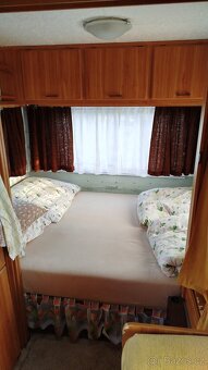 karavan Frakia 420 - 5