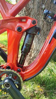 TREK Slash 7 - ZÁNOVNÍ KOLO, ZÁRUKA vel."S" - 5