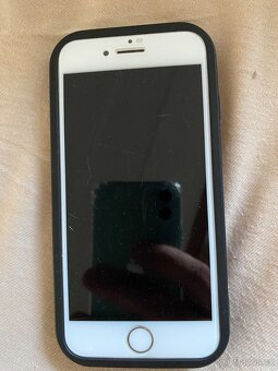 Apple 8 - 5