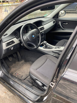 BMW Řada 3, BMW 318D Combi Manual 2.0TDI - 5
