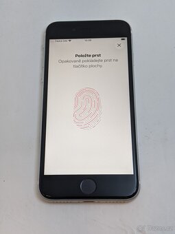 iPhone SE 2020 64gb. Top stav. Baterie 97%. Záruka 6 měsíců. - 5