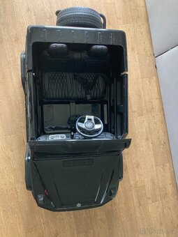 Elektrické autíčko Mercedes-Benz G63 AMG 4x4 - 5