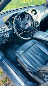 Mercedes Benz E250 - 5