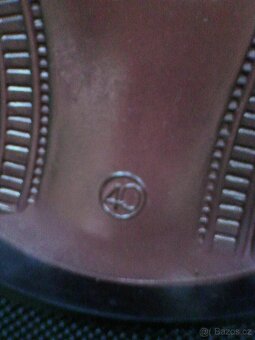 Pánské kožené vycházkové boty hnědé barvy, nové, vel. 40 - 5