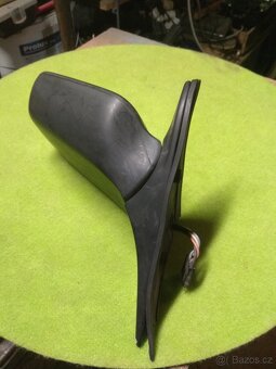 Prave zrcátko BMW (E30) - 5