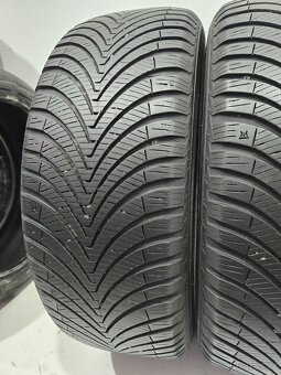 2ks zimní pneu 215/55/17 Kumho - 5