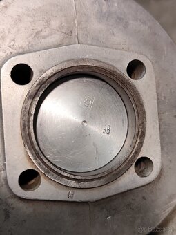 Válec Stadion - výbrus - 5