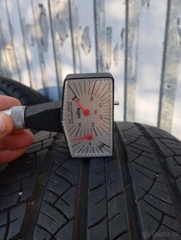 Letní pneu Michelin 215/70/16 - 5