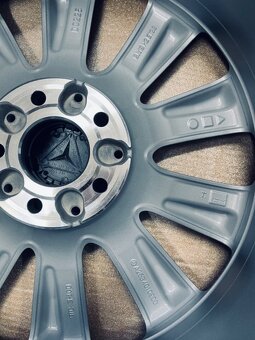 Originál kola Mercedes GLC 19” - 5