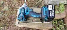 Aku rázový utahovák 1/2" 18V 250Nm - sleva - 5