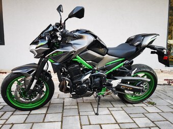 Kawasaki Z900 - 5