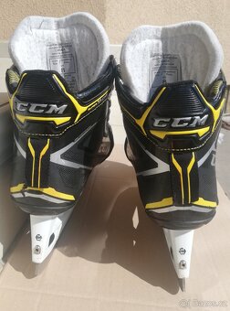 Golmanské, brankářské brusle CCM SUPER TACKS 9380 - 5