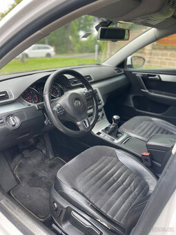 Volkswagen Passat 2.0 TDI 103 kW Xenony, Manual - 5
