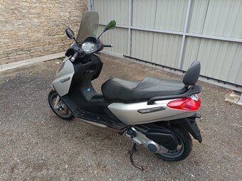 Piaggio X7 125 CZ doklady v ceně Najeto 10 tis. - 5