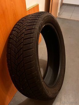 Zimní pneu 205/55 R19- top stav (sada 4ks) - 5
