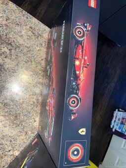 LEGO TECHNIC (42206) a Ferrari (42207) - 5