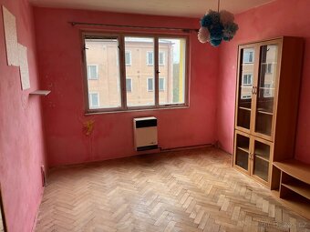 prodám byt v obci Kosmová - 5