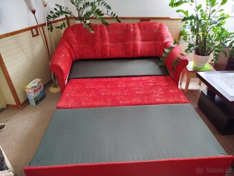Skoro nová červená sedací souprava - 5
