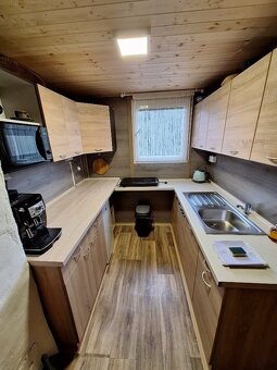 Pronájem chaty přímo na sjezdovce v beskydech. - 5