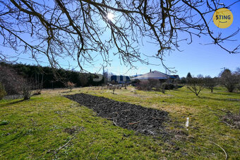 Prodej stavebního pozemku 1090m2, 132048 - 5