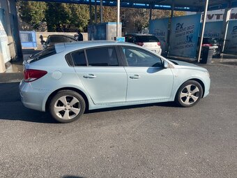 CHEVROLET CRUZE 2.0 VCDI 120KW ČR 2012 - 5