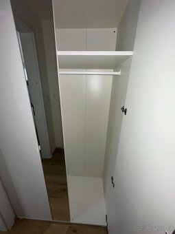 Bílá skříň IKEA - 5