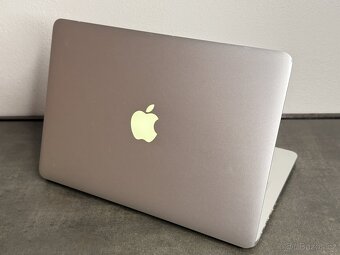 MacBook Pro 13'' 2015 / i5 / 8GB / 256GB SSD - DPH - 5