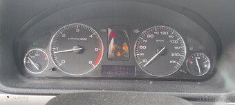 Peugeot 407 - 5